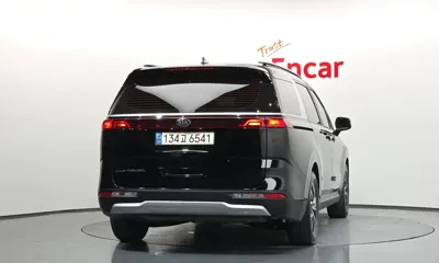 Kia Canival 2021, 125188 км, за 12221.28 USD