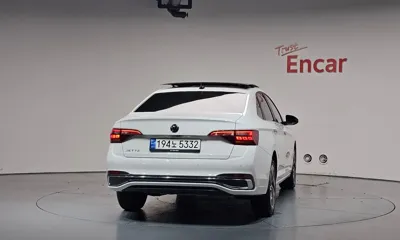 Volkswagen Jetta 2024, 5543 км, за 19364.58 USD