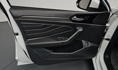 Volkswagen Jetta 2024, 5543 км, за 19364.58 USD - фото 24