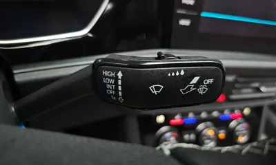 Volkswagen Jetta 2024, 5543 км, за 19364.58 USD - фото 32