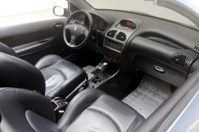 Peugeot 206 2005, 103000 км, за 2280.13 USD
