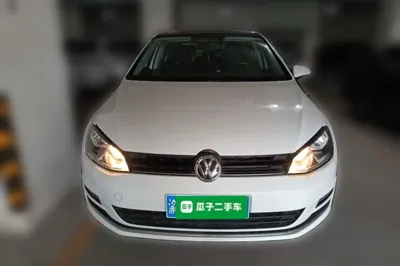 Volkswagen Golf 2016, 26800 км, за 7511 USD