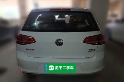 Volkswagen Golf 2016, 26800 км, за 7511 USD
