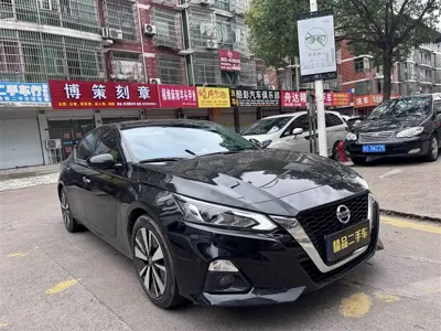 Nissan Teana 2022, 49000 км, за 10726.54 USD