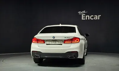 BMW 5-Series 2018, 88574 км, за 17220.3 USD