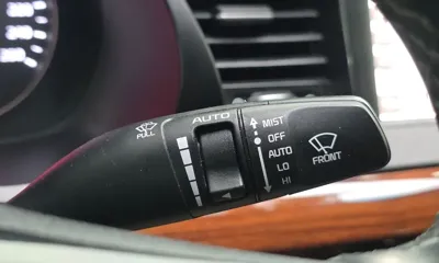 Kia K7 2016, 112388 км, за 6494.18 USD - фото 16