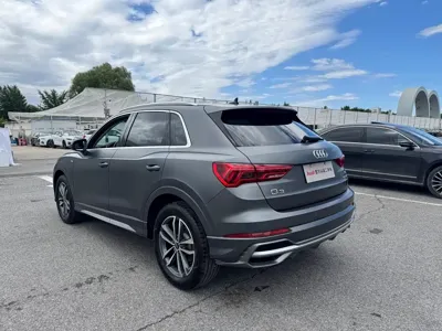 Audi Q3 2021, 76800 км, за 16054.43 USD