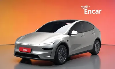 Tesla Model Y · 2026 год