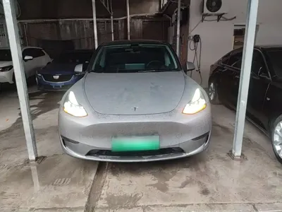 Tesla Model Y 2023, 70100 км, за 23963.46 USD