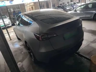 Tesla Model Y 2023, 70100 км, за 23963.46 USD