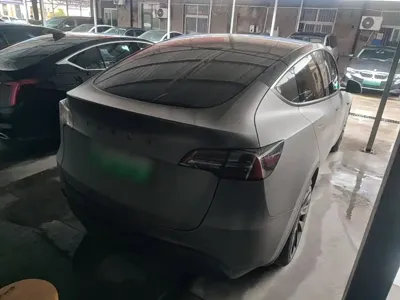 Tesla Model Y 2023, 70100 км, за 23963.46 USD - фото 7