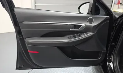 Hyundai Sonata 2022, 123041 км, за 12945.63 USD - фото 24