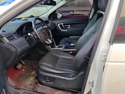 Land Rover Discovery Sport 2016, 119300 км, за 8534.27 USD - фото 9