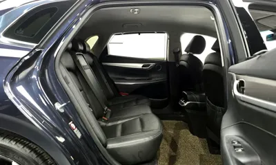 Hyundai Grandeur 2020, 63039 км, за 16279.38 USD - фото 12