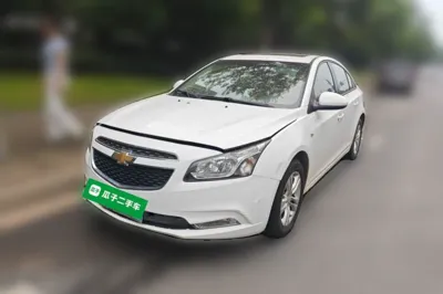 Chevrolet Cruze · 2015 год