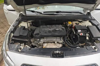 Chevrolet Cruze 2015, 128200 км, за 4370 USD - фото 21
