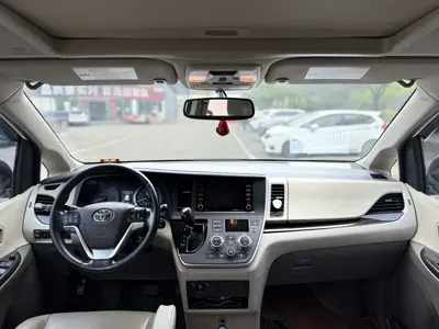 Toyota Sienna 2019, 126000 км, за 22630.52 USD - фото 6