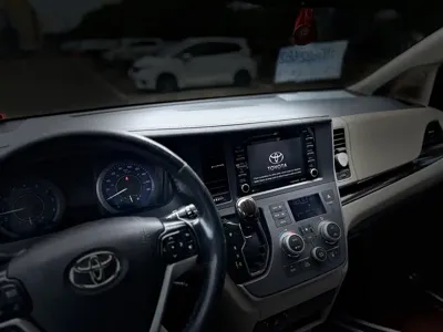 Toyota Sienna 2019, 126000 км, за 22630.52 USD - фото 9