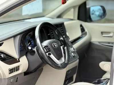 Toyota Sienna 2019, 126000 км, за 22630.52 USD - фото 10