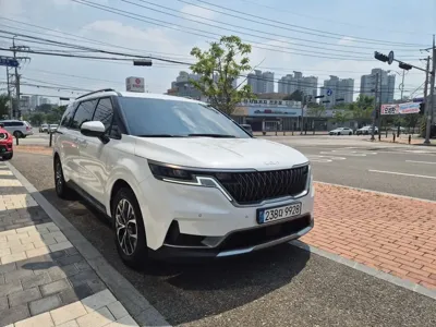 Kia Canival 2023, 91058 км, за 17847.71 USD