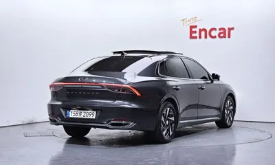 Hyundai Grandeur 2022, 83129 км, за 16801.31 USD