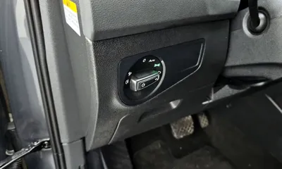 Volkswagen Tiguan 2021, 76847 км, за 16256.84 USD - фото 20