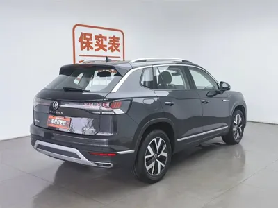 Volkswagen Tayron 2023, 29900 км, за 15441.5 USD