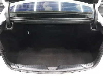 Kia K7 2013, 171746 км, за 3544.7 USD