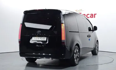 Hyundai Staria 2022, 213591 км, за 17012.6 USD