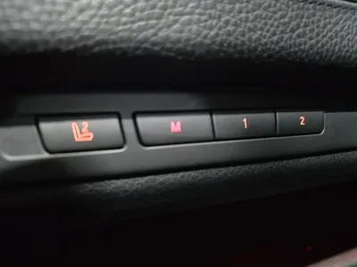 BMW 7-Series 2010, 216000 км, за 3277.72 USD - фото 14