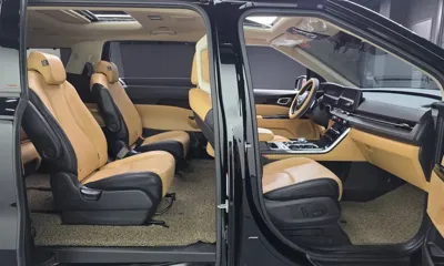 Kia Canival 2023, 27603 км, за 18970.72 USD - фото 20