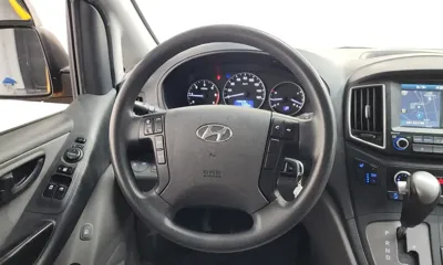 Hyundai Starex 2019, 115051 км, за 6885.91 USD - фото 13