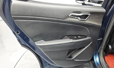 Kia Sportage 2022, 59128 км, за 16082.45 USD - фото 25
