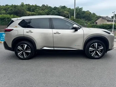 Nissan X-Trail 2023, 55000 км, за 17431.11 USD