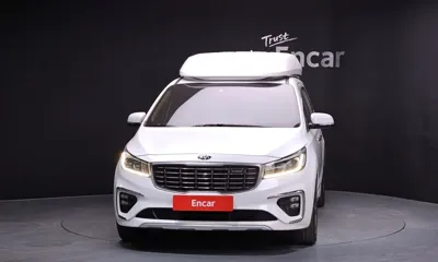 Kia Canival 2019, 80342 км, за 16279.21 USD