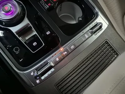 Kia Canival 2026, 3184 км, за 40174.2 USD - фото 18