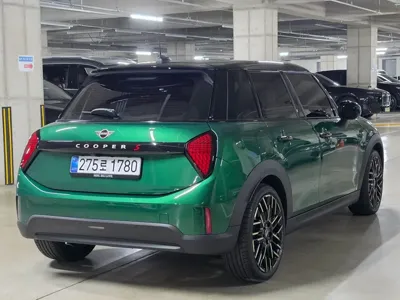 MINI Cooper 2025, 4105 км, за 23419.22 USD