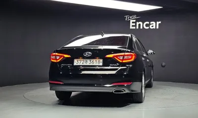 Hyundai Sonata 2017, 196946 км, за 4547.23 USD