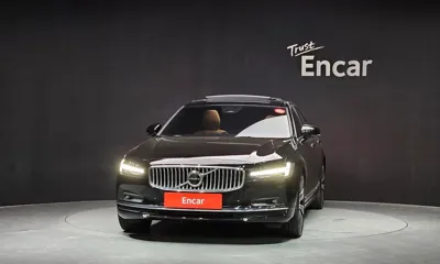 Volvo S90 2023, 12709 км, за 30208.87 USD