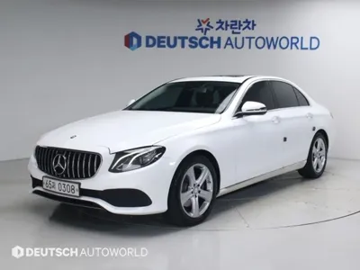 Mercedes-Benz E-Class · 2017 год