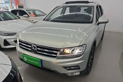Volkswagen Tiguan L 2021, 58600 км, за 15265 USD