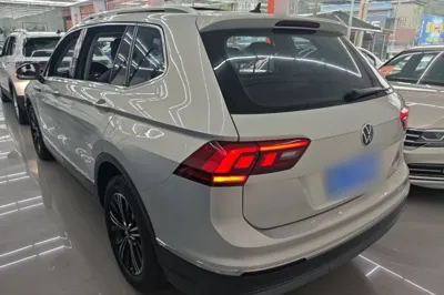 Volkswagen Tiguan L 2021, 58600 км, за 15265 USD