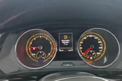 Volkswagen Tiguan L 2021, 58600 км, за 15265 USD - фото 14