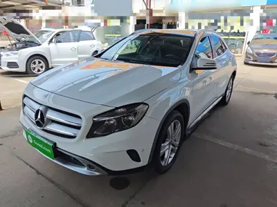 Mercedes-Benz GLA 2017, 120900 км, за 7363.2 USD