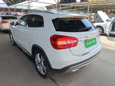 Mercedes-Benz GLA 2017, 120900 км, за 7363.2 USD