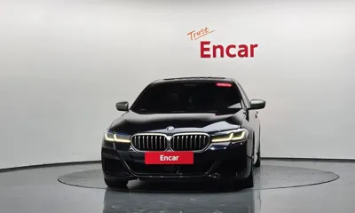 BMW 5-Series 2022, 16725 км, за 39005 USD