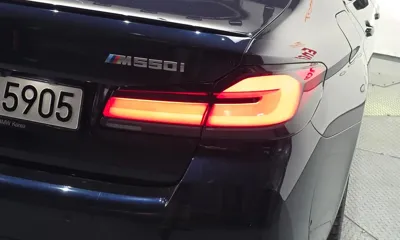 BMW 5-Series 2022, 16725 км, за 39005 USD - фото 23