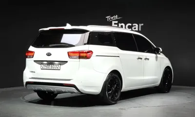 Kia Canival 2017, 163963 км, за 5785.02 USD