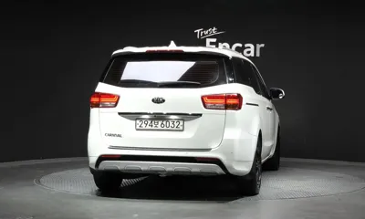 Kia Canival 2017, 163963 км, за 5785.02 USD