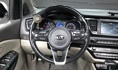 Kia Canival 2017, 163963 км, за 5785.02 USD - фото 12